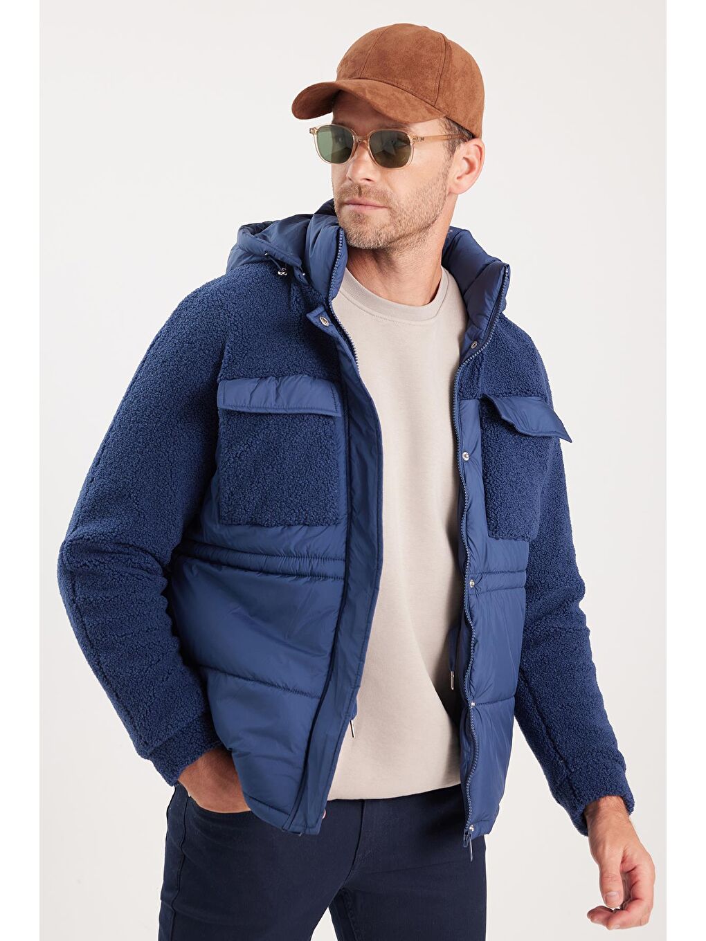 Erkek Regular Fit Klasik Kesim Kapüşonlu Fermuarlı Çift Cep Çıtçıt Kapama Sıcak Tutan Lacivert Mont-3