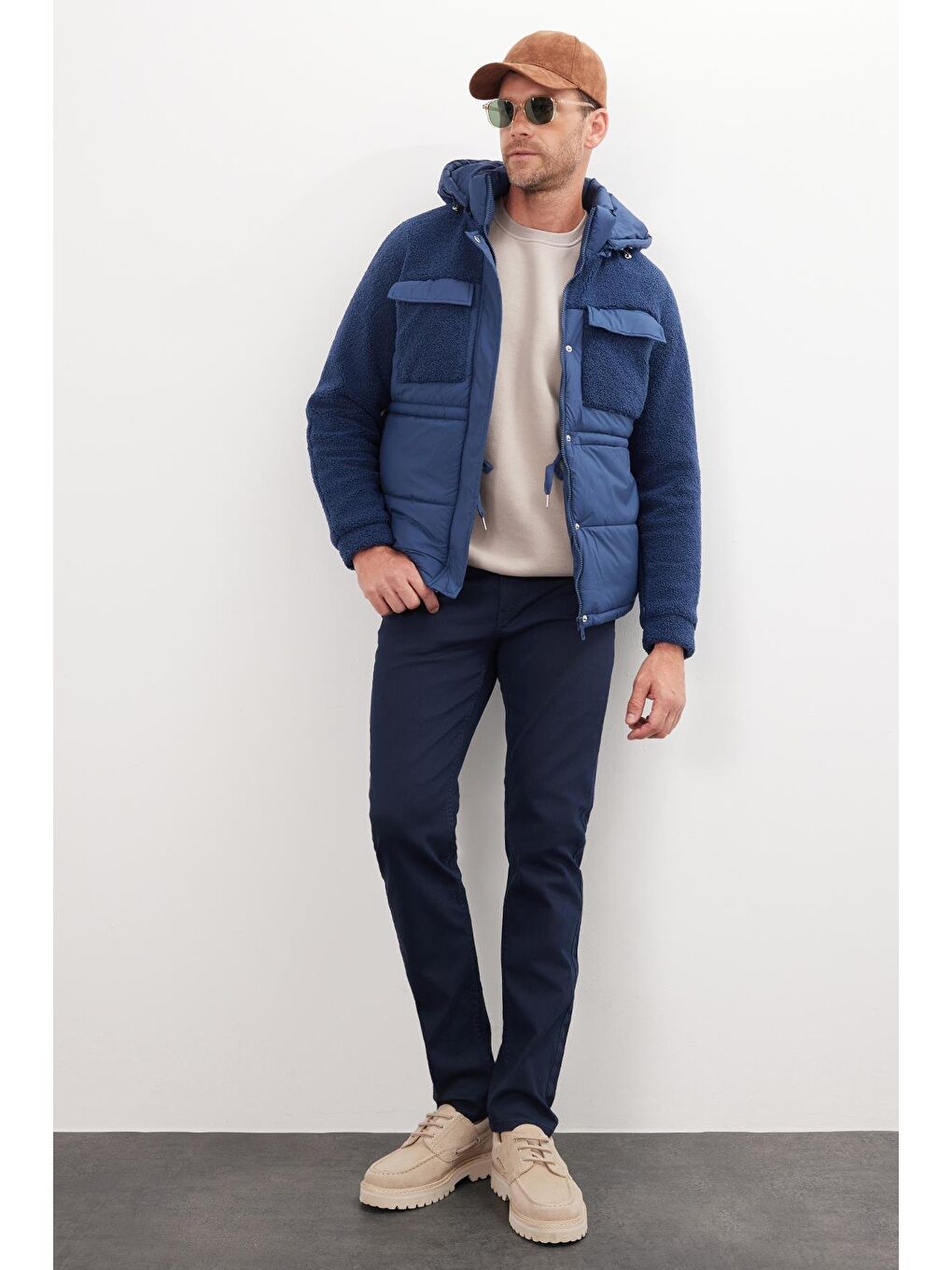 Erkek Regular Fit Klasik Kesim Kapüşonlu Fermuarlı Çift Cep Çıtçıt Kapama Sıcak Tutan Lacivert Mont-4
