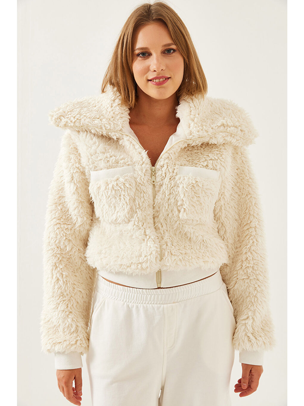 Bej Kadın Balıkçı Yaka Beli Lastikli Pelüş Mont-7