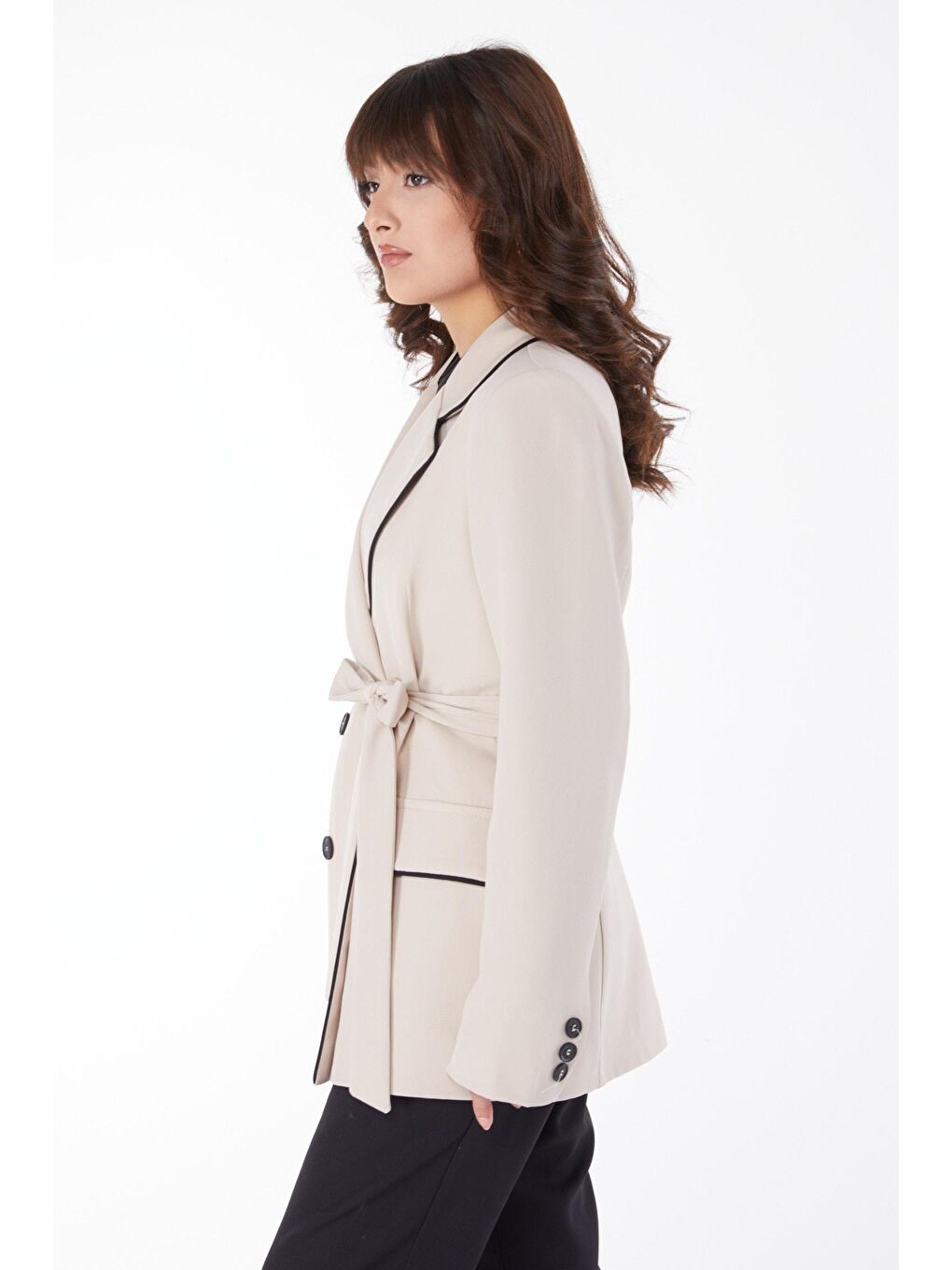 Ceket Yaka Kadın Bej Kuşaklı Ceket - 25032-3