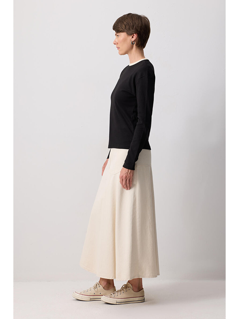 Siyah %100 Pamuklu Ribana Yaka T-Shırt-2