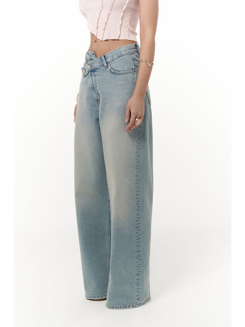 Solace Çapraz Detay Mavi Jean Pantolon-6