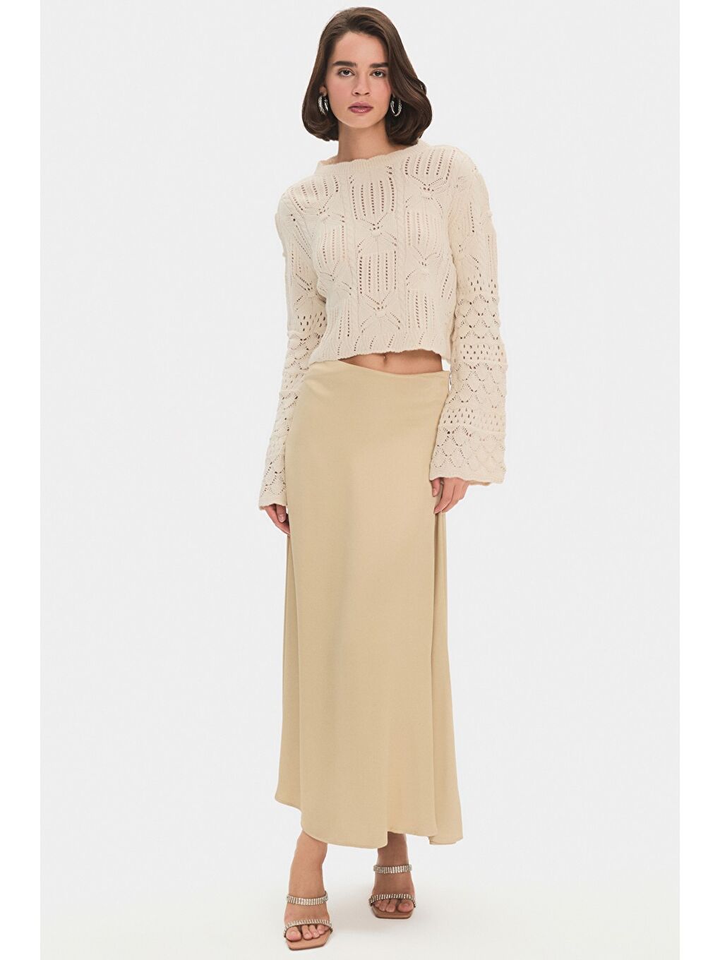 Ekru Kadın Bisiklet Yaka Ispanyol Kol Ajurlu Kendinden Desenli Kazak-3