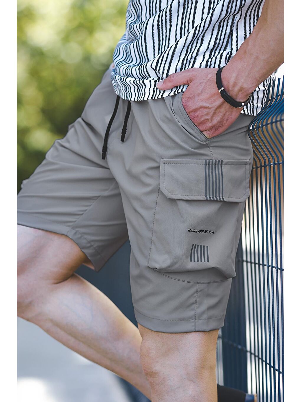 Gri Doriana Reflektörlü Kort Paraşüt Kumaş Kargo Cep Erkek Şort