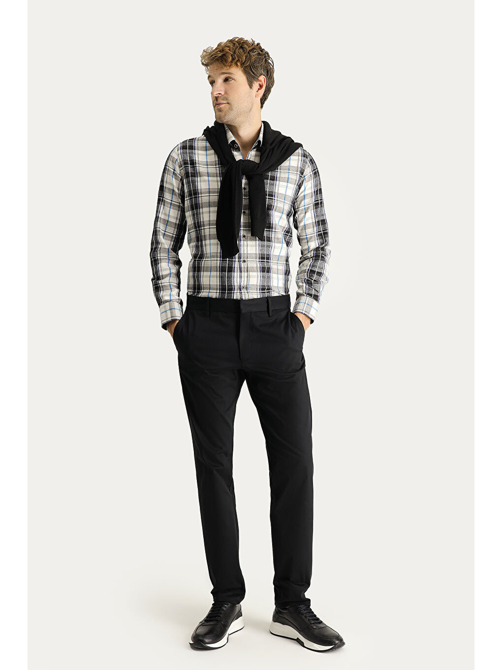 Siyah Slim Fit Dar Kesim Elastanlı Saten Kanvas / Chino Pantolon