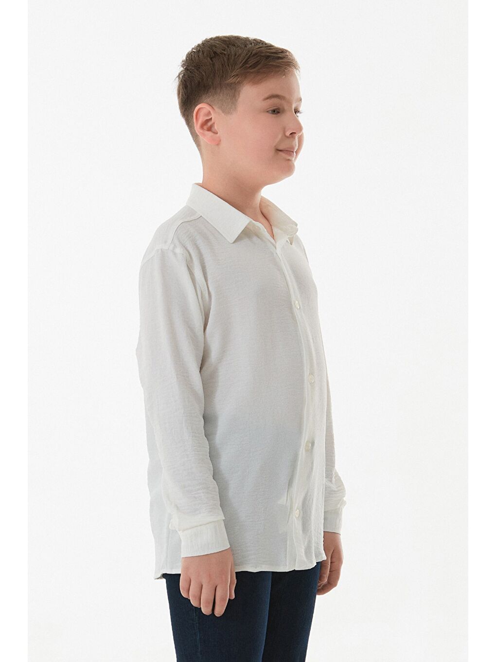 Beyaz Ayrobin Kumaş Düğmeli Erkek Çocuk Gömlek-3