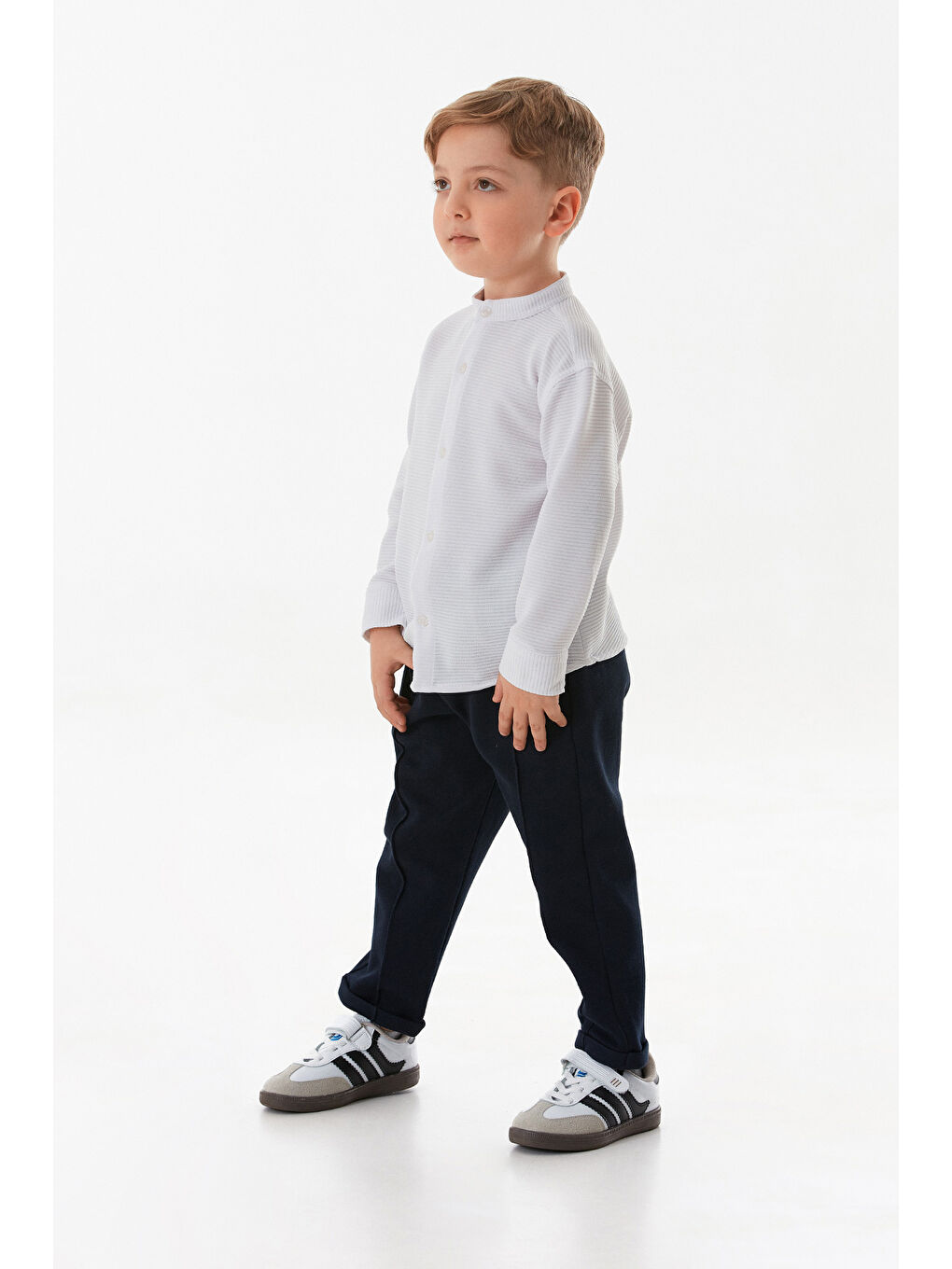 Beyaz Basic Hakim Yaka Erkek Çocuk Gömlek