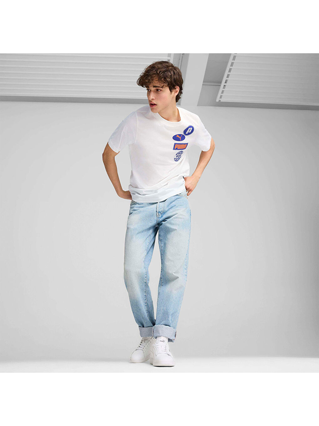 Graphics Icon Erkek Beyaz Yuvarlak Yaka Spor Tişört-1