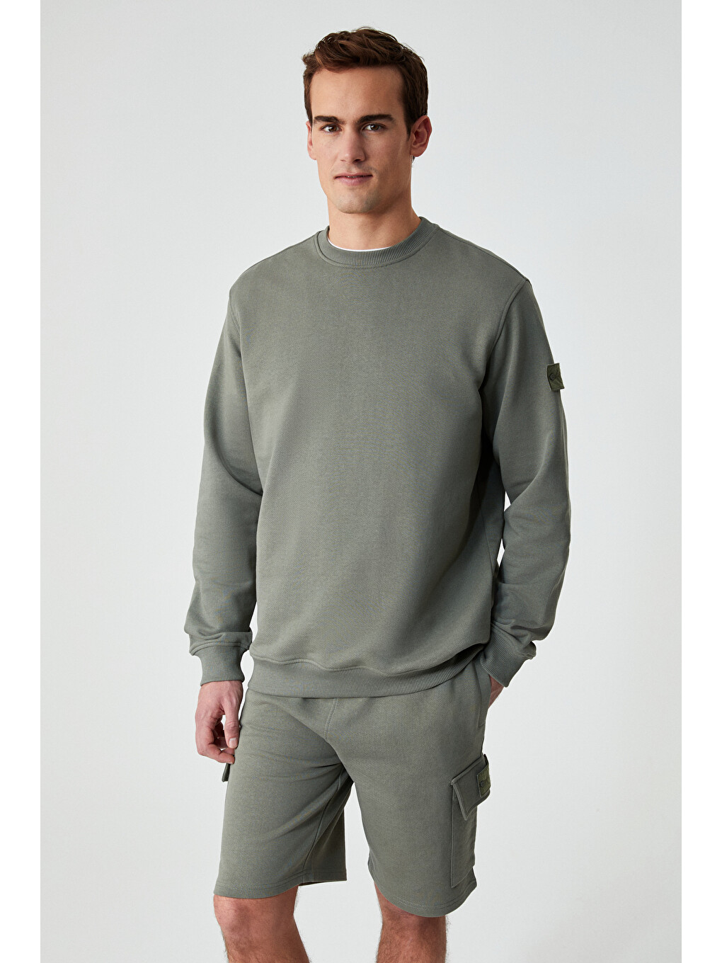 Ollıe Erkek Bisiklet Yaka Regular Uzun Kollu Nakış Detaylı Haki Sweatshirt