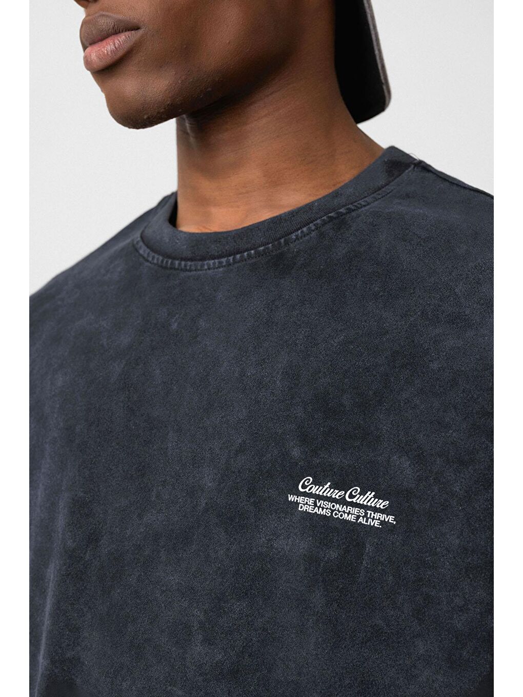 Yıkamalı Oversize Ekose Detaylı Tişört Siyah-5