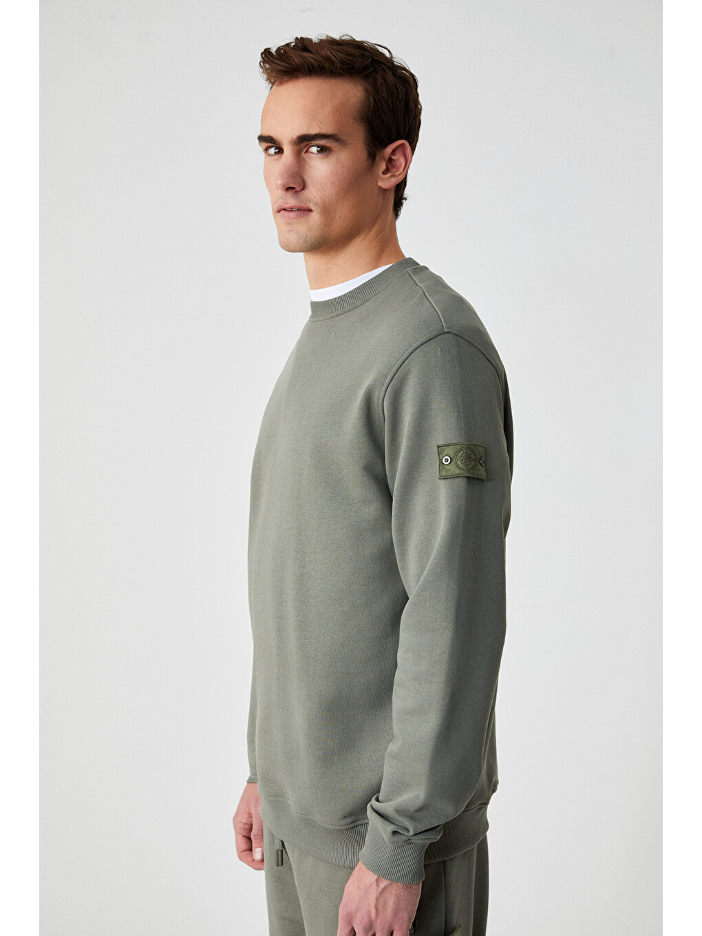 Ollıe Erkek Bisiklet Yaka Regular Uzun Kollu Nakış Detaylı Haki Sweatshirt-6