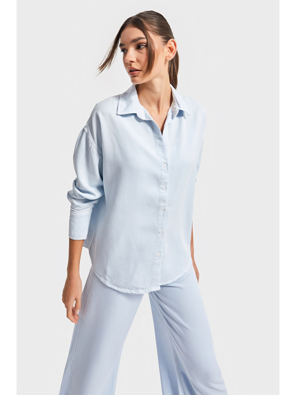 Kadın Bebe Mavisi Renk 6s5-103 Organik Pamuk Viskon Kumaş Oversize Gömlek-2