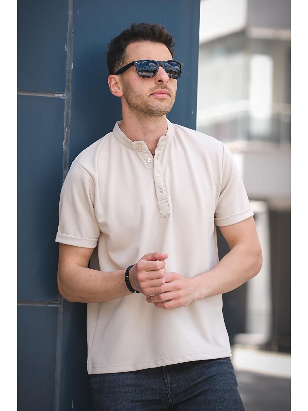 Ekru Cole Slim Fit Esnek Elastanlı Yarım Düğmeli Kısa Kol Hakim Yaka Erkek Tişört