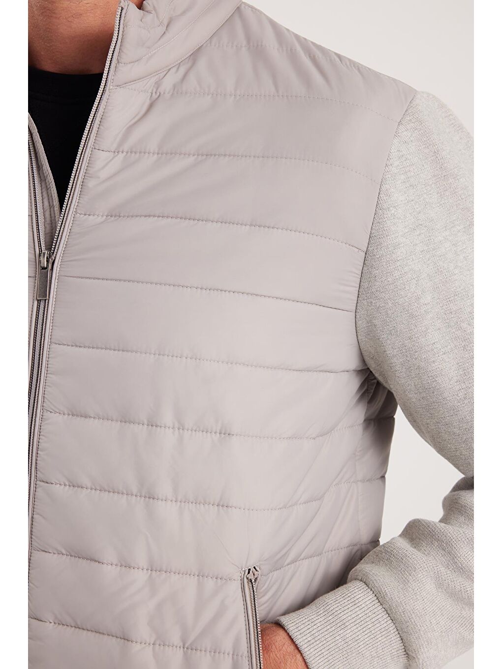 Erkek Relax Fit Rahat Kesim Kapitone Kollar Triko Çift Cepli Sıcak Tutan Bej Mont-2