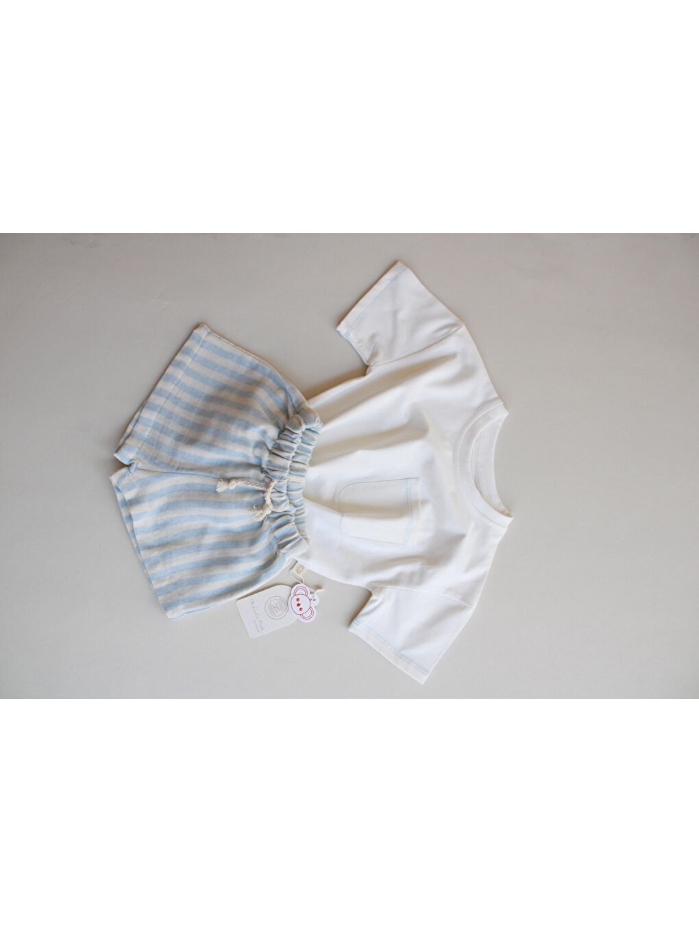 Mavi Kontrast Dikişli Asimetrik Şortlu Takım-4