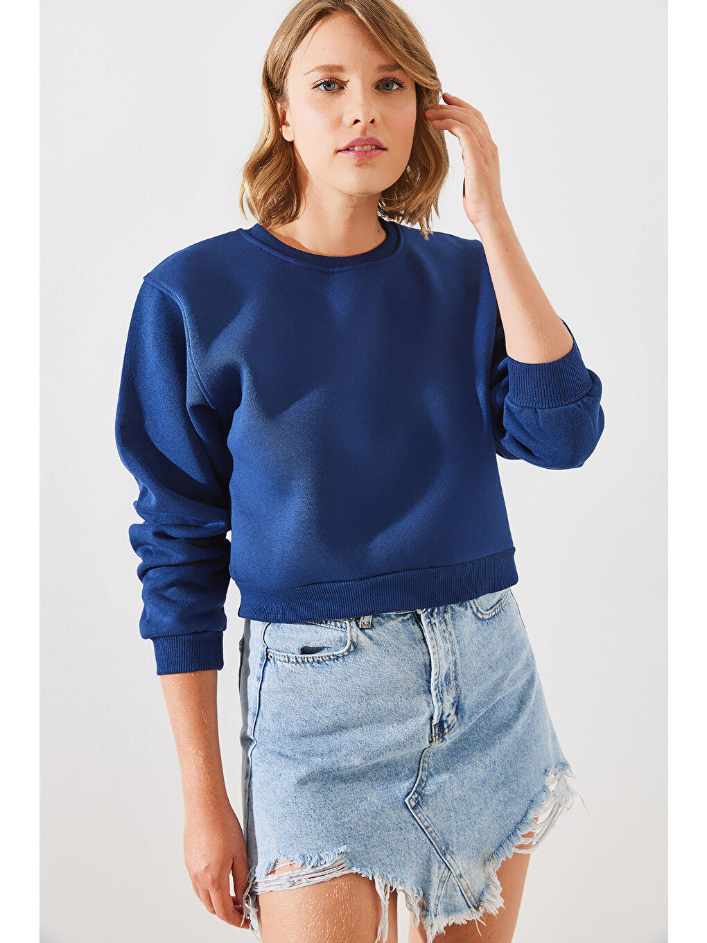 SHADE Lacivert Kadın Bisiklet Yaka Şardonlu Basic Crop Sweatshirt - 3