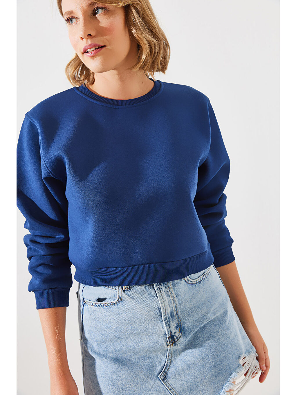 SHADE Lacivert Kadın Bisiklet Yaka Şardonlu Basic Crop Sweatshirt - 4