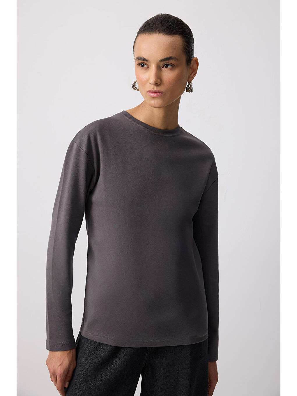 Antrasit %100 Pamuklu Uzun Kollu T-Shırt-1