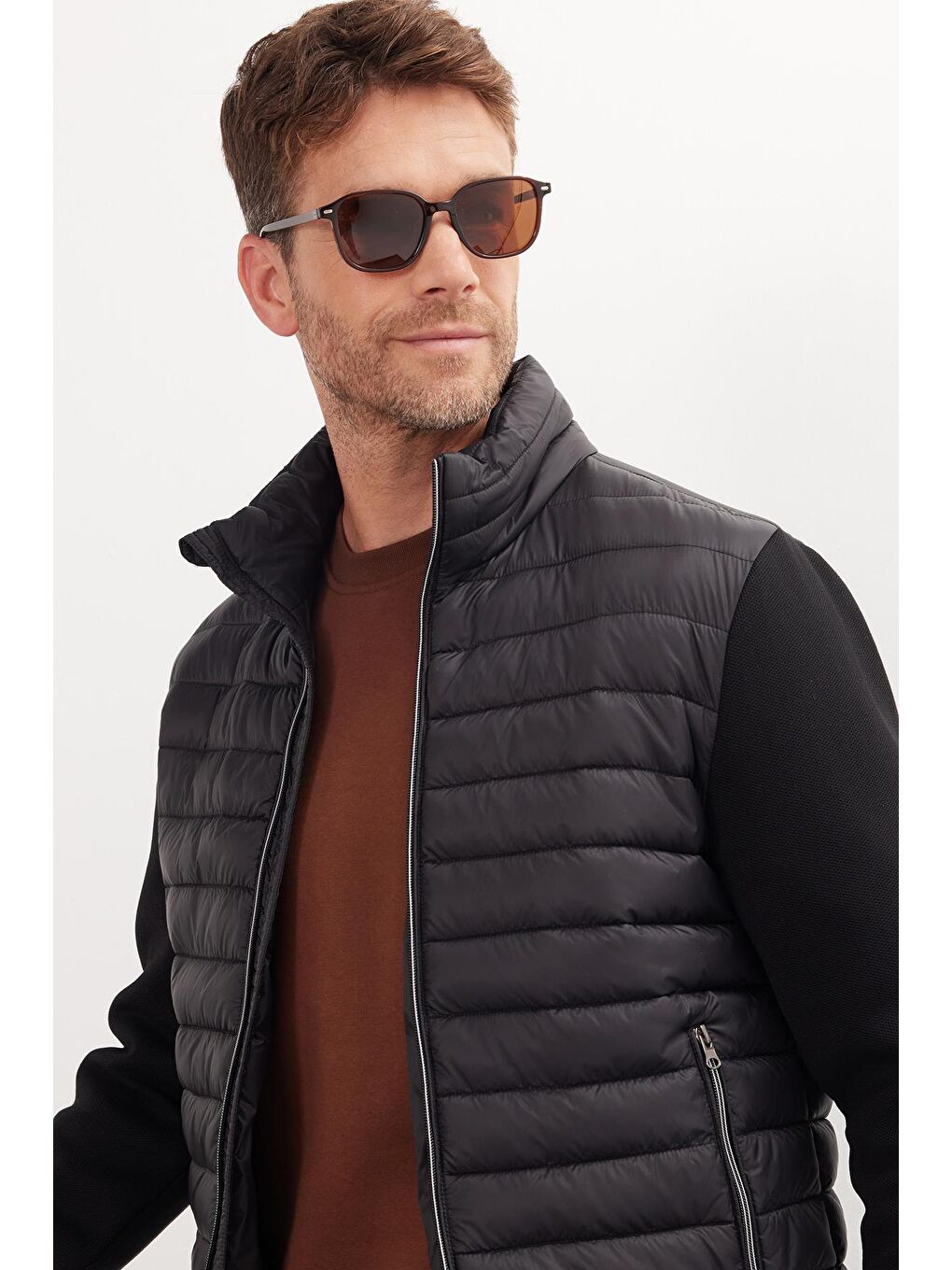 Erkek Relax Fit Rahat Kesim Kapitone Kollar Triko Çift Cepli Sıcak Tutan Siyah Mont-1