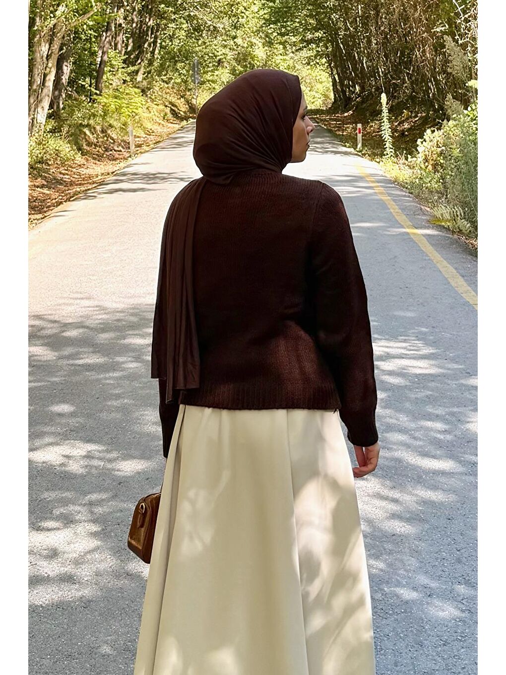 Bisiklet Yaka Kısa Hırka Acı Kahverengi-3