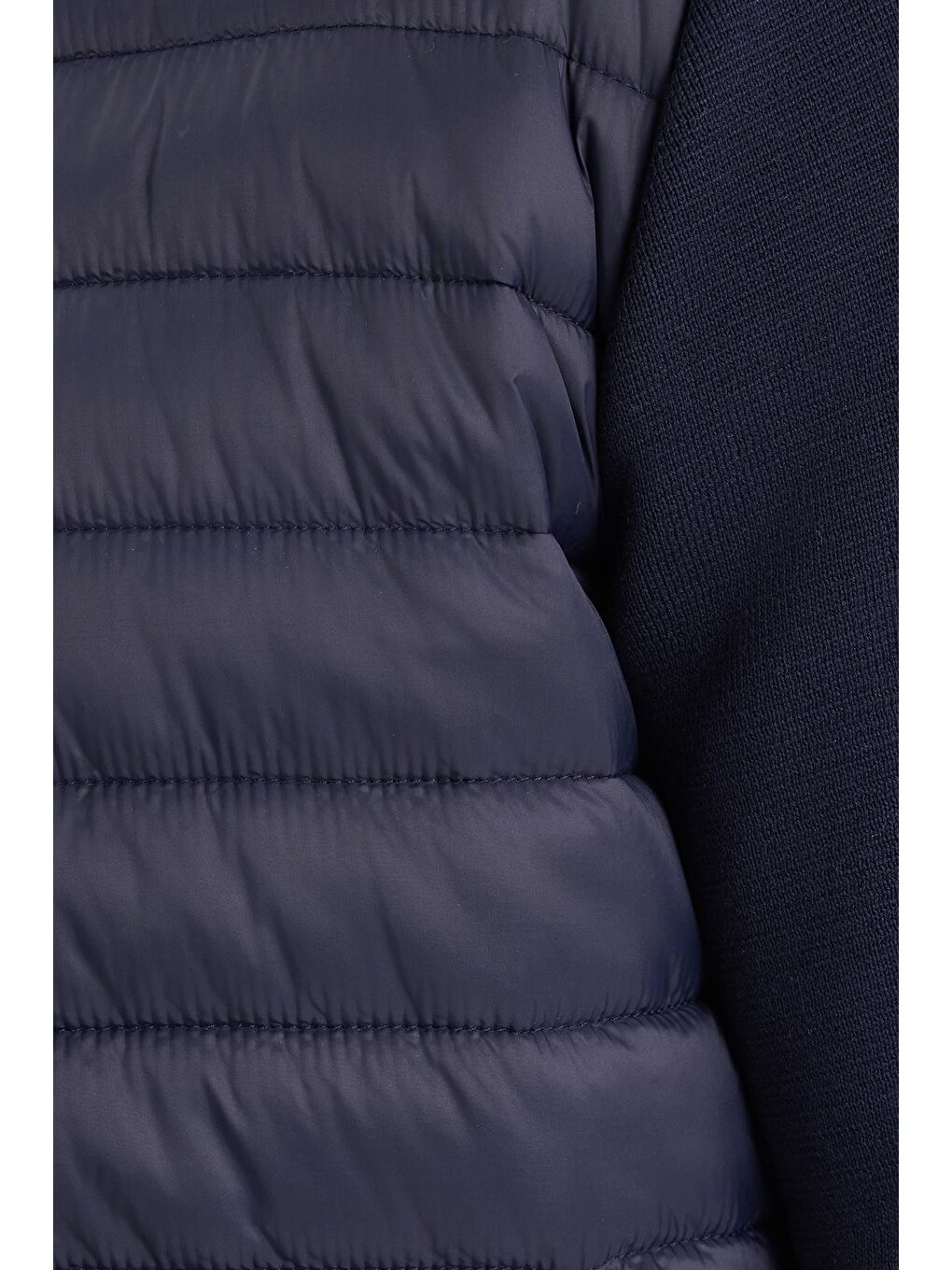 Erkek Relax Fit Rahat Kesim Kapitone Kollar Triko Çift Cepli Sıcak Tutan Lacivert Mont-5