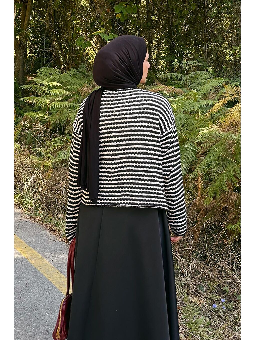 İnce Çizgili Triko Hırka Siyah-3