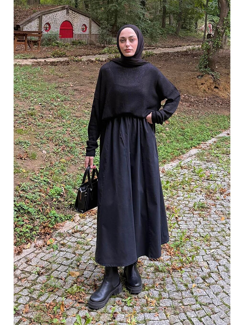 Kayık Yaka Triko Kazak Siyah