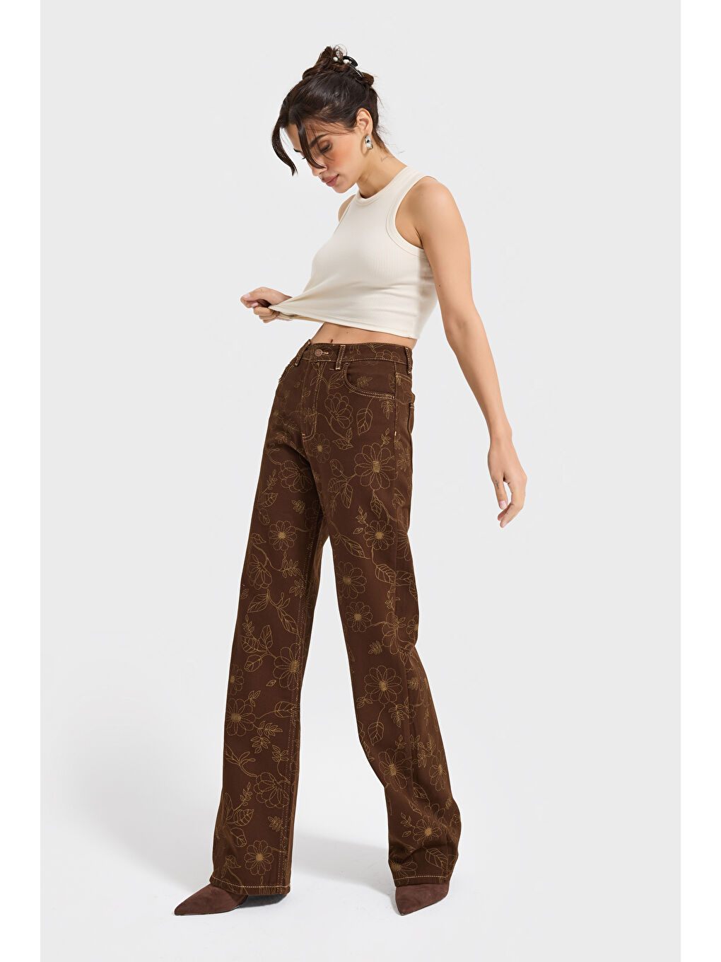 Kadın Kahverengi 7s6-16 Straight Fit Özel Nakış Detaylı Tasarım Denim Jean-3