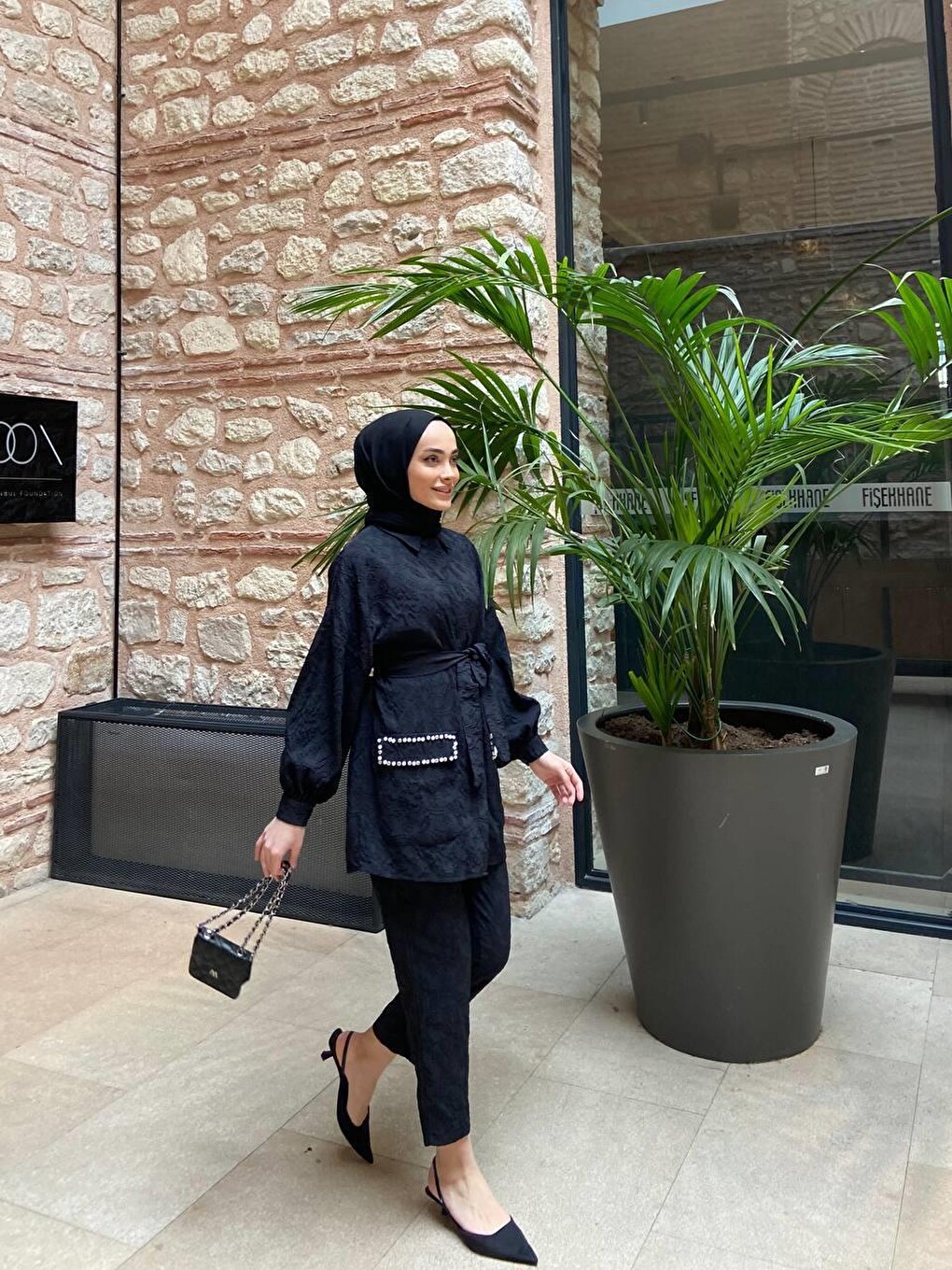 Siyah Kadın Jakarlı Bel Kuşaklı Cep Taşlı Alt Üst Takım-3