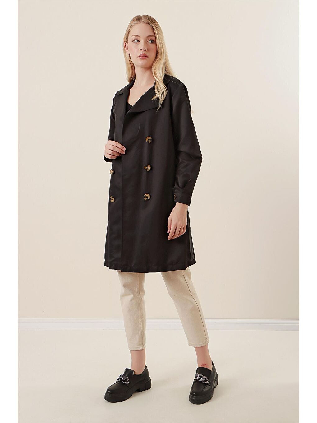 5864 Kruvaze Yaka Kısa Trençkot - Siyah-1