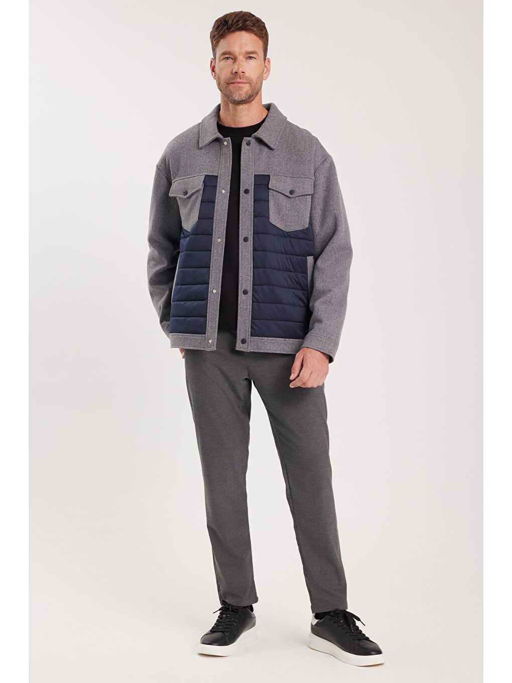 Erkek Relax Fit Rahat Kesim Çıt Çıt Düğmeli Kapitone Kapaklı Çift Cep Sıcak Tutan Lacivert Kaşe Mont-3