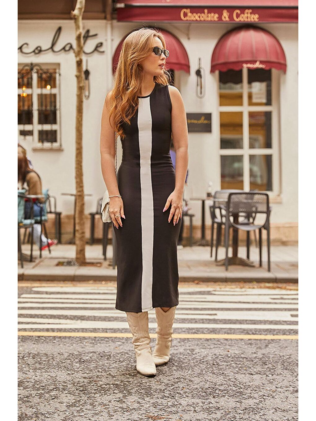 Siyah Kadın Şerit Detaylı Yırtmaçlı Askılı Midi Boy Elbise-1