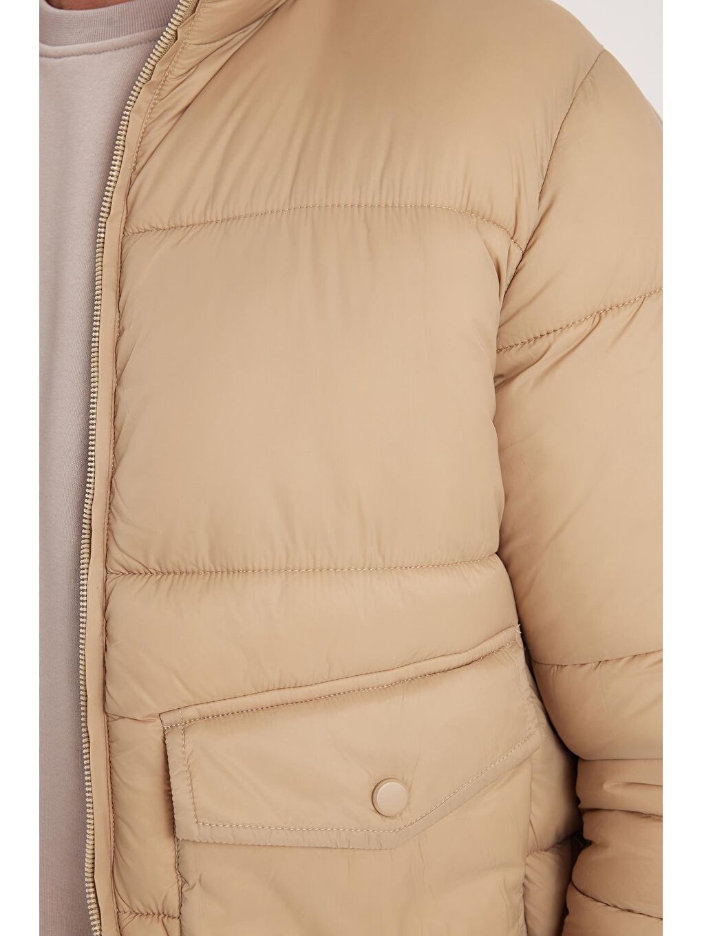 Bej Erkek Regular Fit Klasik Kesim Çift Cepli Lastikli Sıcak Tutan Dik Yaka Kum Rengi Mont-2