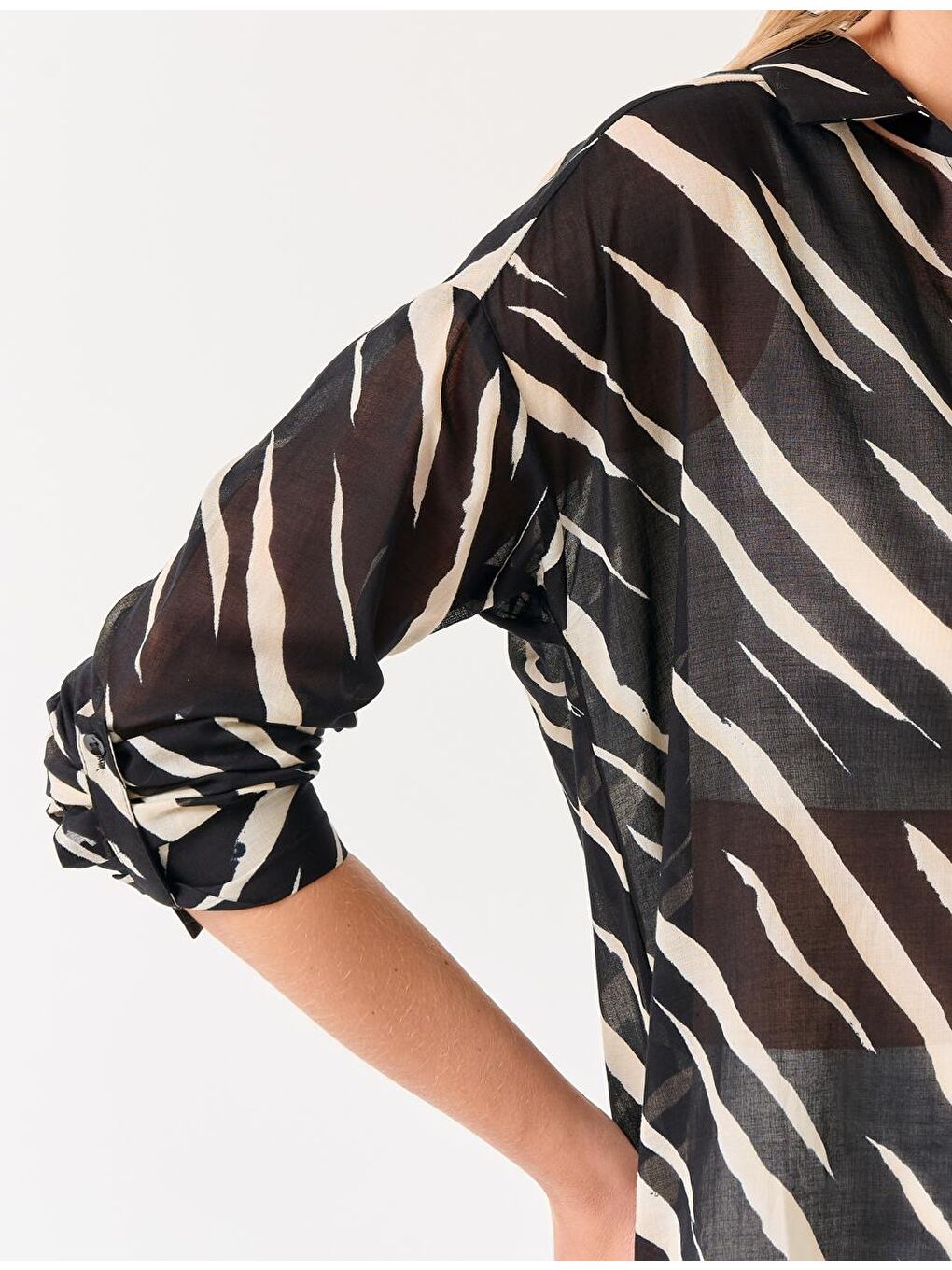 Siyah Uzun Kollu Desenli %100 Pamuklu Gömlek-1