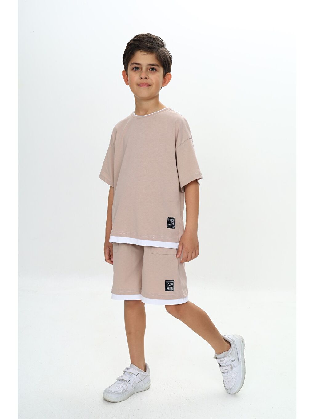 Bej Erkek Çocuk Yazı Armalı Şortlu Takım-1