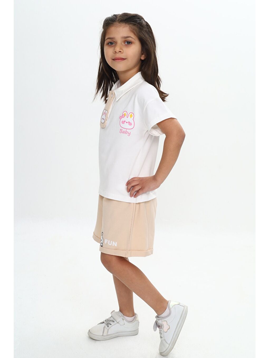 Bej Kız Çocuk Polo Yaka Göğsü Baskılı Şortlu Takım-1