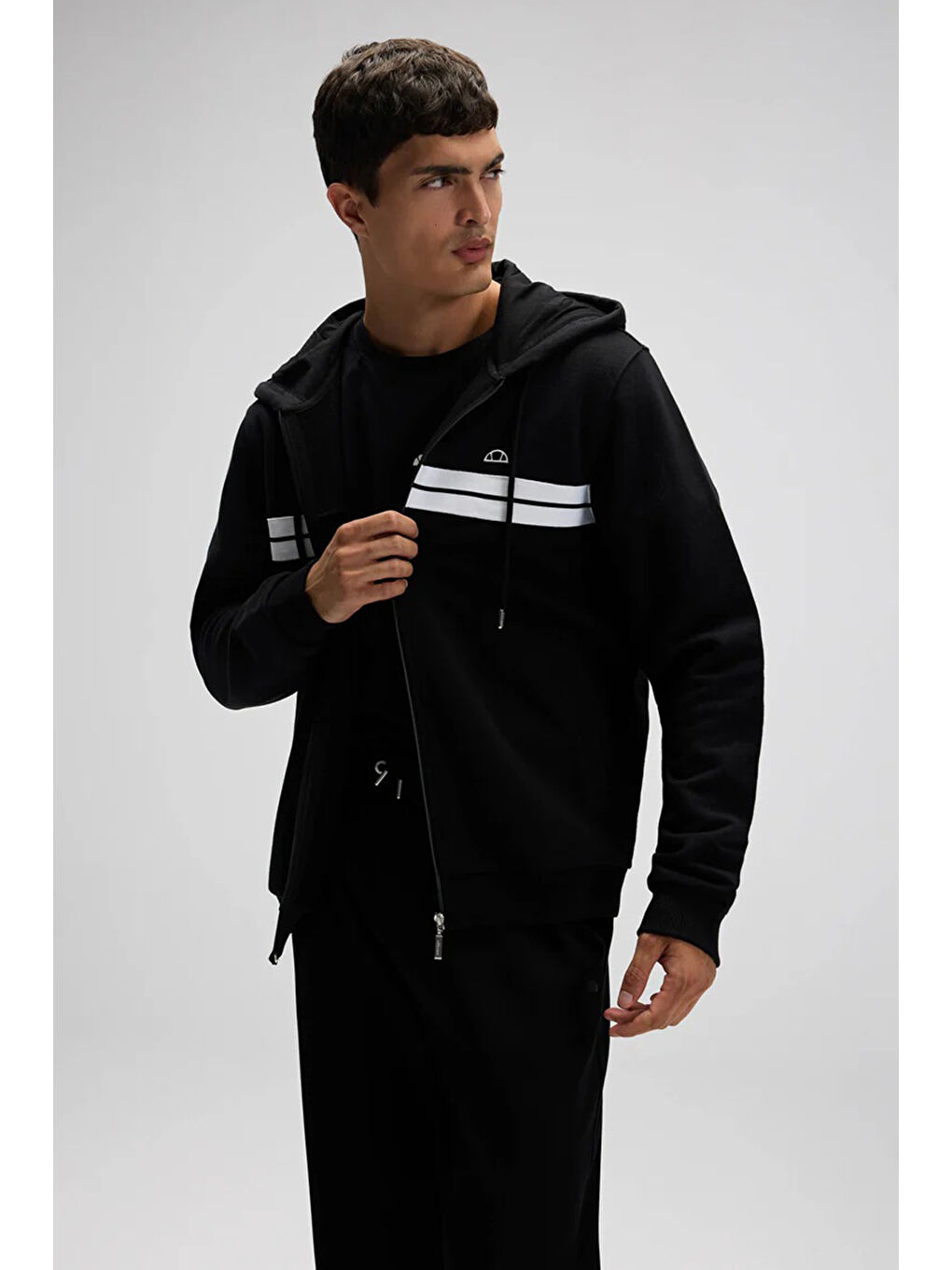 Siyah Şerit Detaylı Pamuklu Regular Fit Kapüşonlu Sweat EM617-BK-1