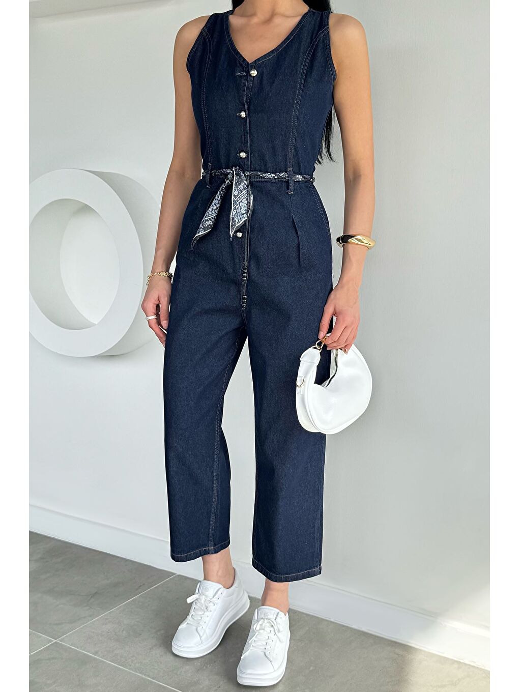 Lacivert Kadın Ön Düğmeli Fular Aksesuarlı Jean Tulum-4