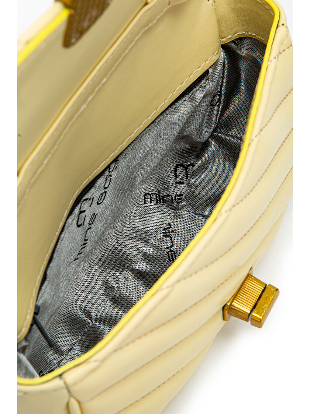 Kilit Detaylı Suni Deri Kadın Çapraz Çanta Sheldon Tereyağ Sarısı-5