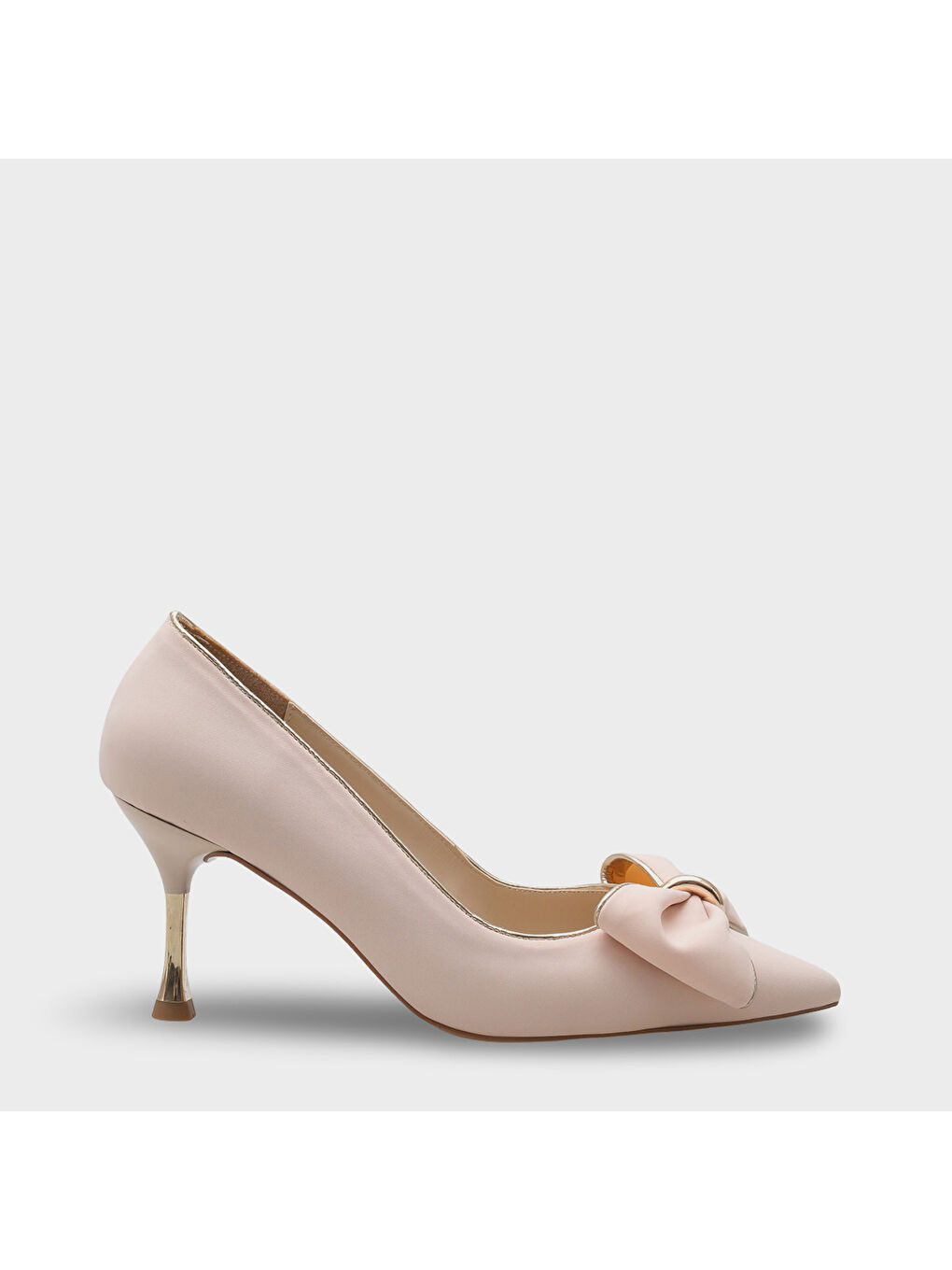 Bej Marigold Metal Orta Boy Topuklu Fiyonklu Saten Kadın Ayakkabı