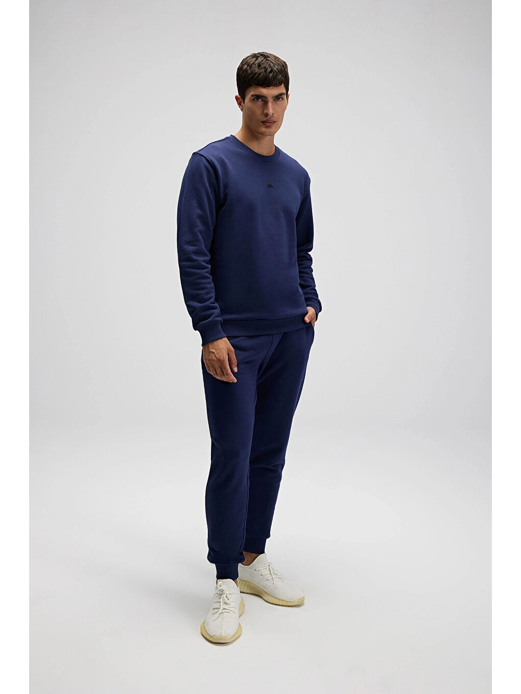 Lacivert Pamuklu Regular Fit Bisiklet Yaka Logolu Sweat EM556-NV-1