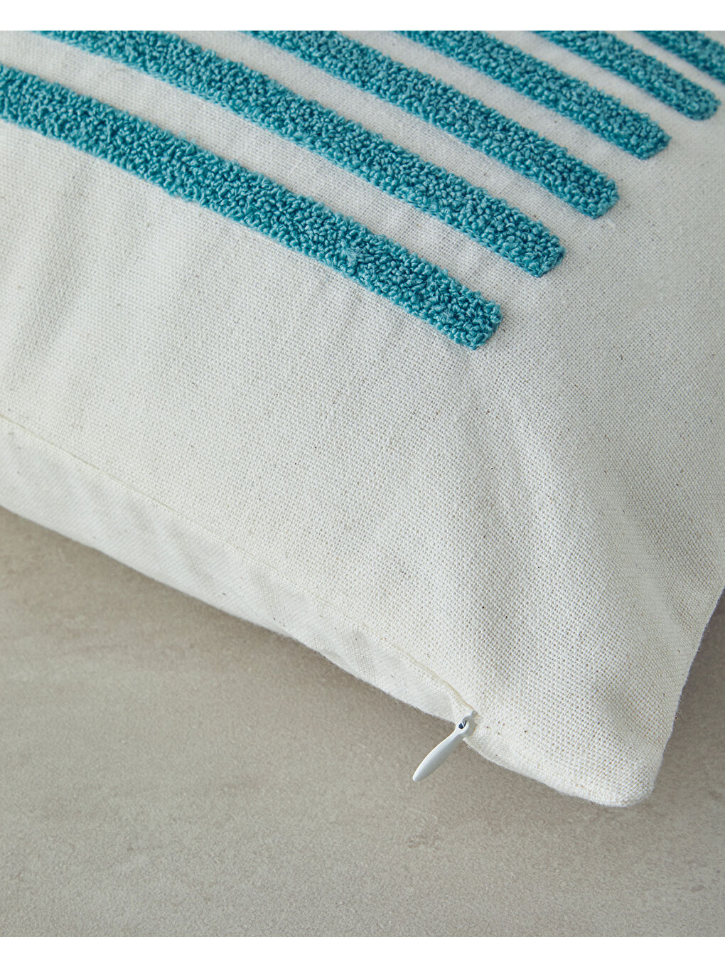 Bej Shıp Punch Nakışlı Dolgulu Kırlent Naturel-1