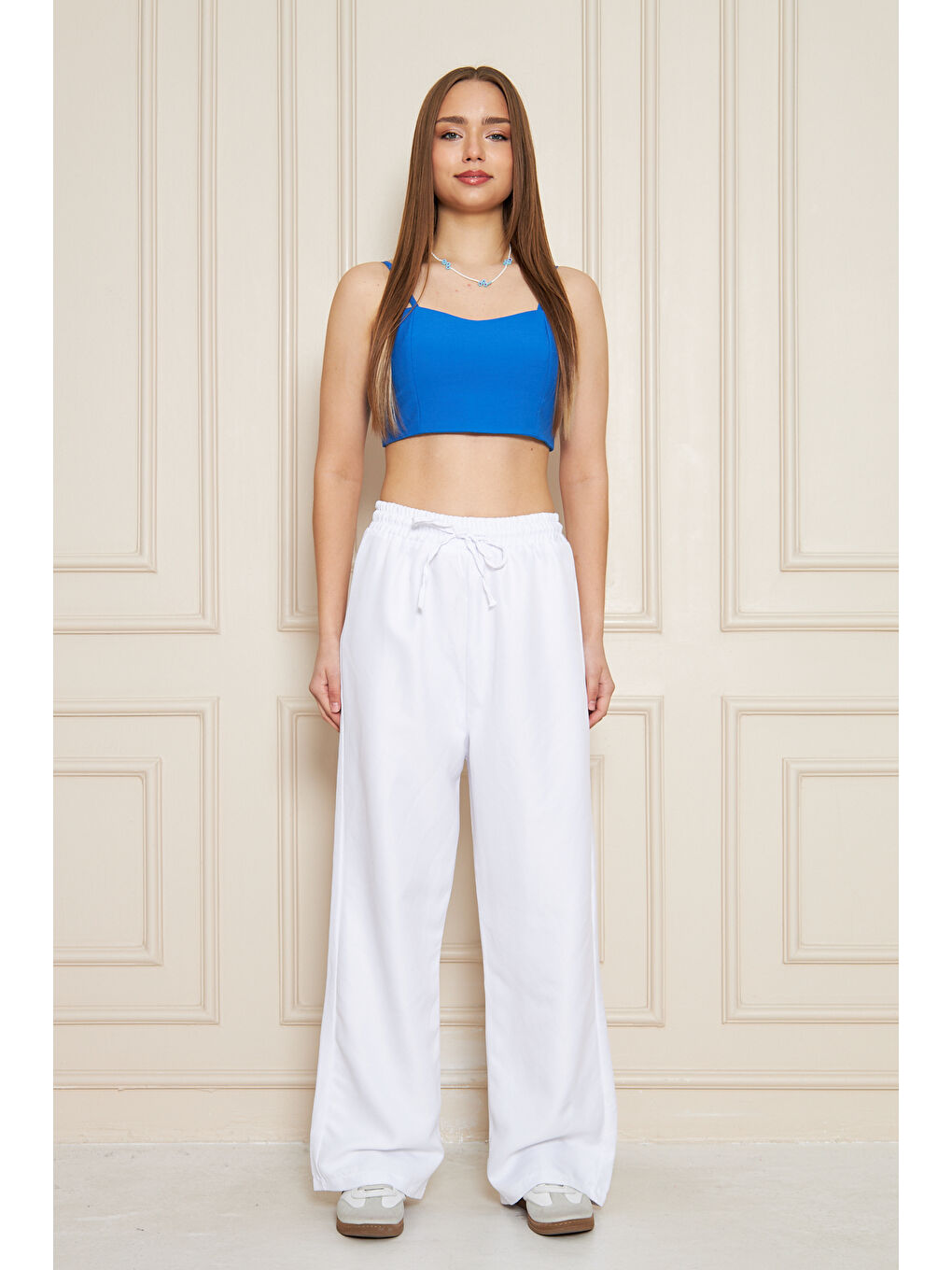 Kadın Trend Yüksek Bel Lastikli Beyaz Bol Pantolon