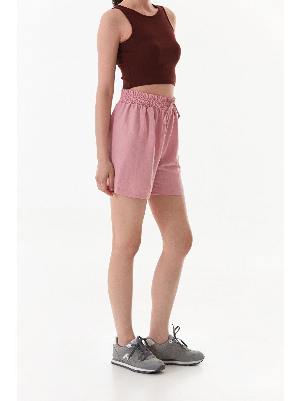 Pembe Basic Ayrobin Kumaş Beli Bağcıklı Şort-3
