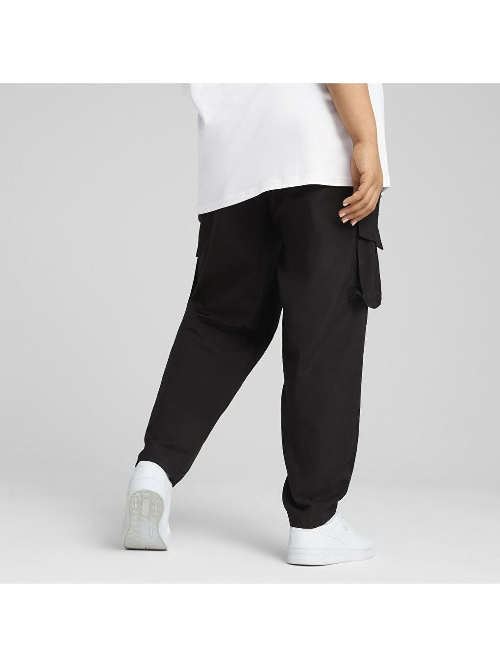 Essentials No 1 Logo Kadın Siyah Pantolon-3