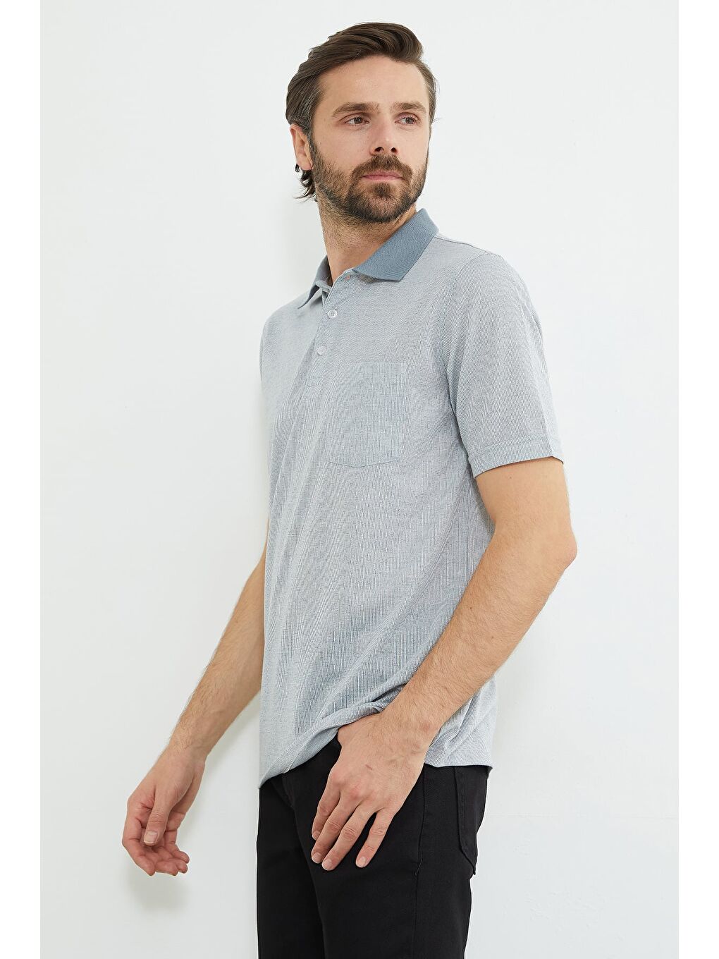 Gri Desenli Düğmeli Polo Yaka Tek Cepli Tişört-1