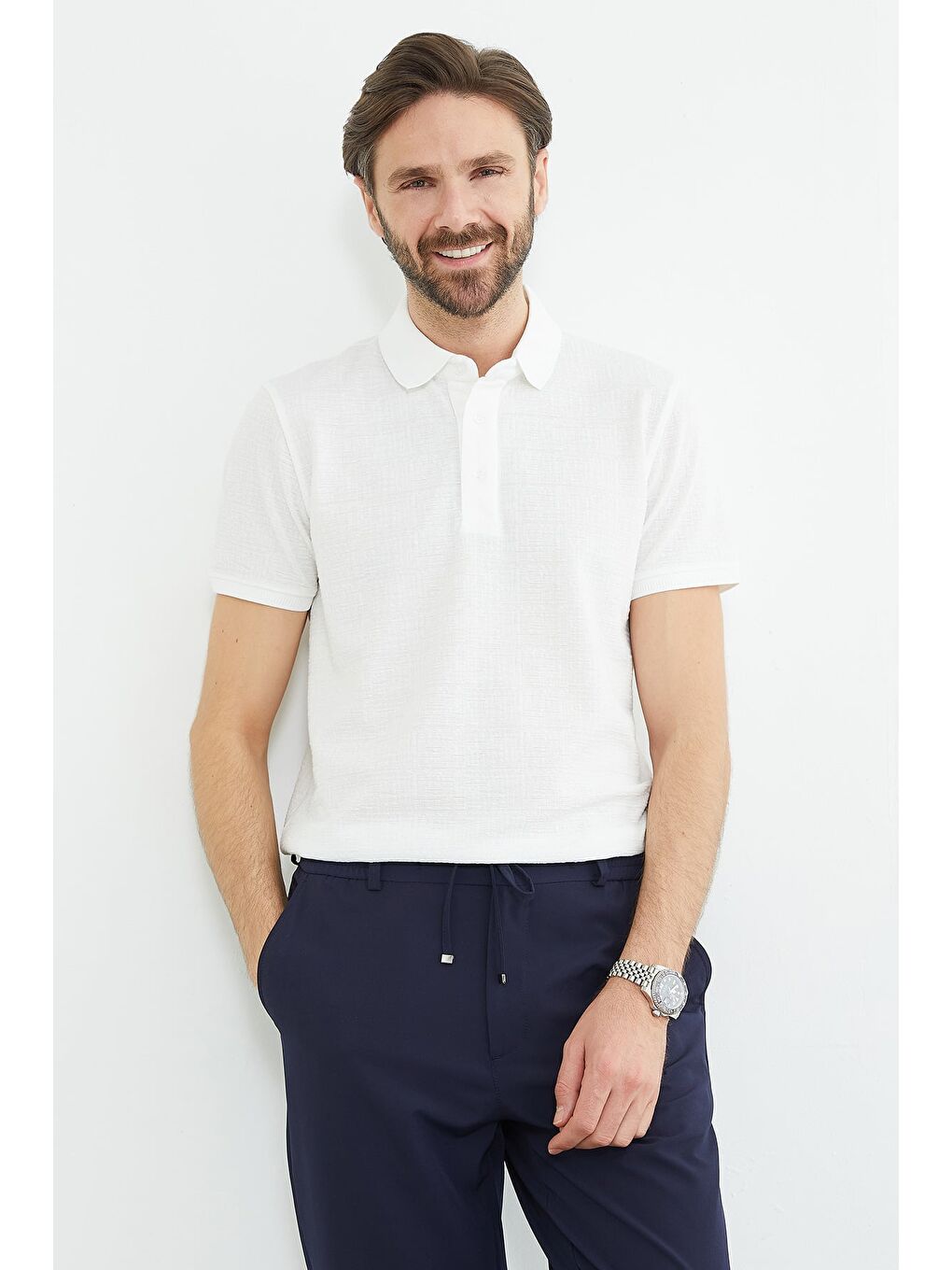 Ekru Desenli Polo Yaka Regular Fit Tişört