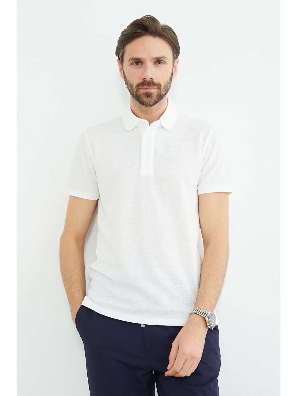 Ekru Desenli Polo Yaka Regular Fit Tişört-4