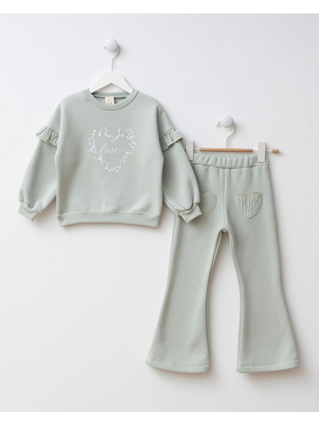 Kız Çocuk Pamuklu Mint Yeşili Love Baskılı Fırfır Detaylı Eşofman Takımı - Geniş Paça-1