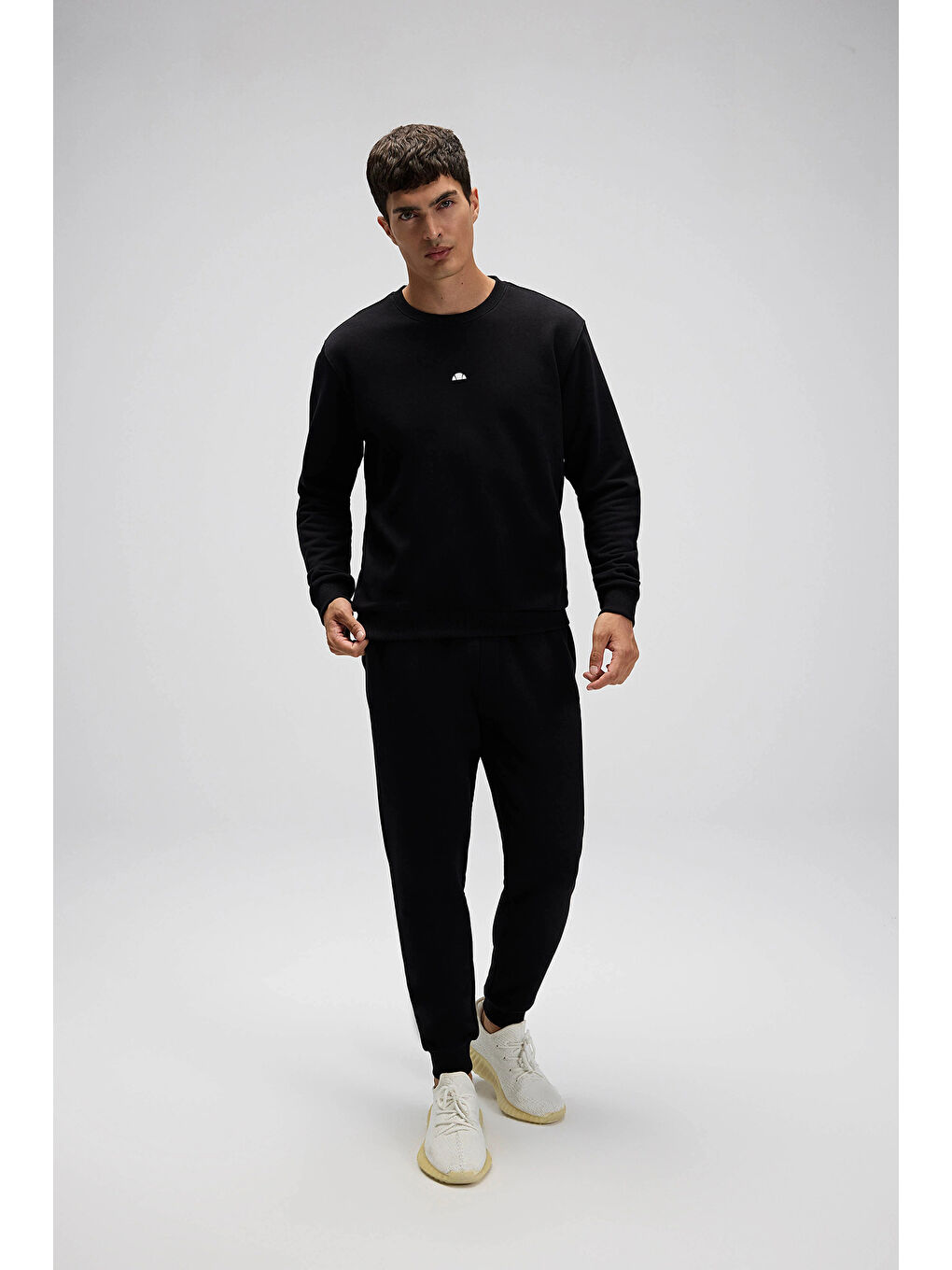 Siyah Pamuklu Regular Fit Bisiklet Yaka Logolu Sweat EM556-BK-1